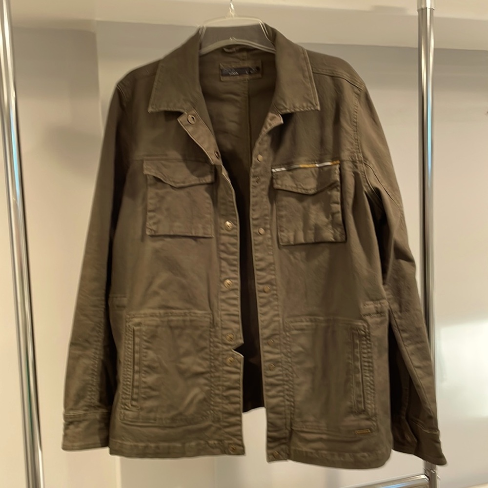 Green PrAna light jacket